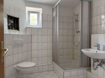 Klein und praktisch, für den Anfang perfekt!, 06237 Leuna, Etagenwohnung