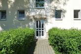 Hauseingang - Hell, ruhig, mit Gartennutzung und Stellplatz