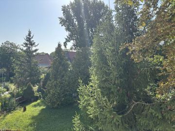 In ruhigem 4-Familienhaus mit großem Garten, 06237 Leuna, Etagenwohnung